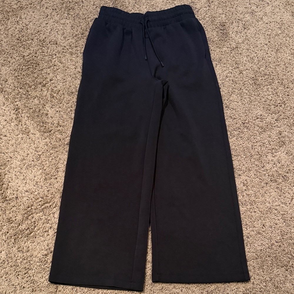 All in Motion Women’s Black Wide-Leg Sweatpants with Drawstring